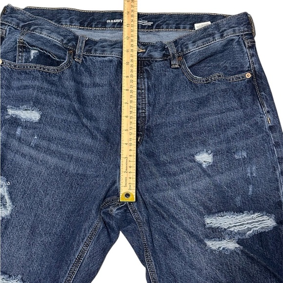 Old Navy High Rise Slouchy Straight
Distressed Jeans Size 16 - Picture 4 of 6